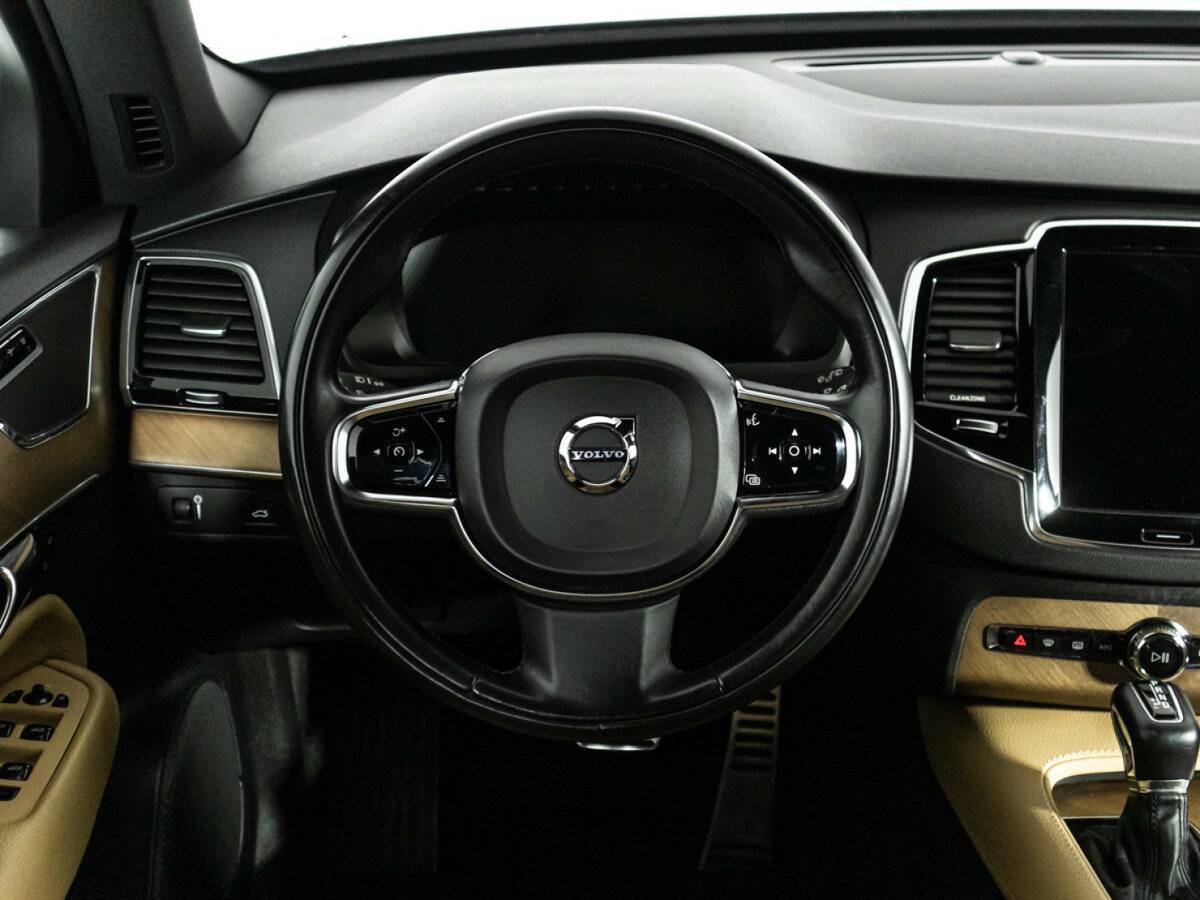 Volvo XC90 2015