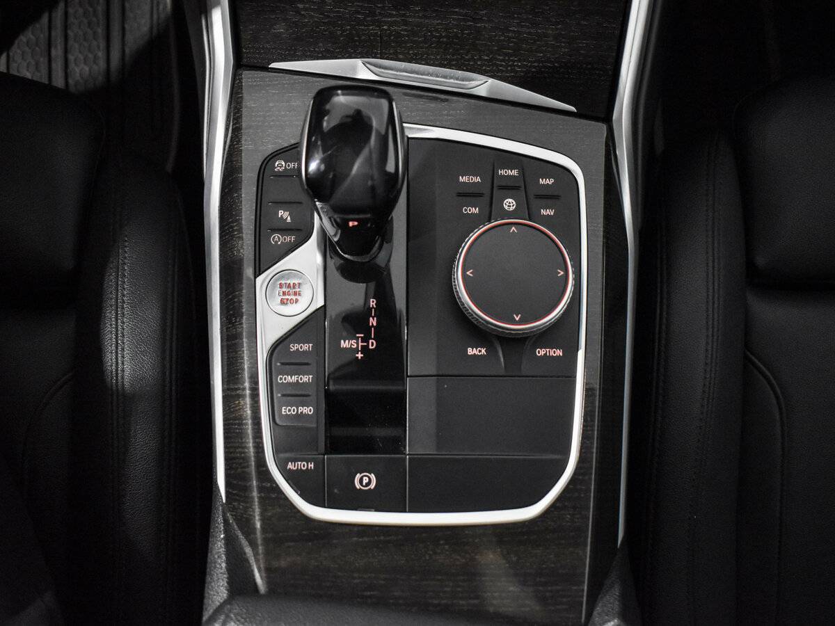 BMW 3 серии 2019