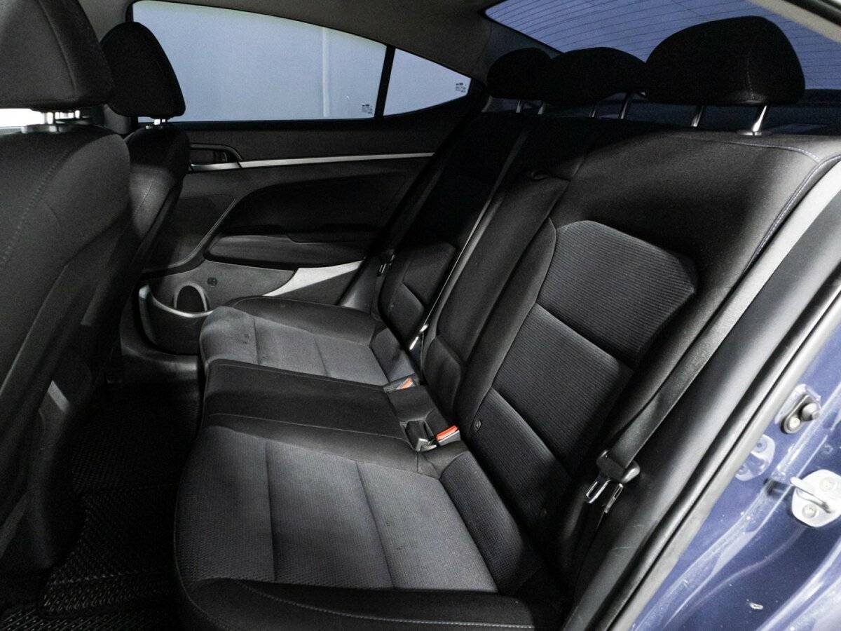 Hyundai Elantra 2016