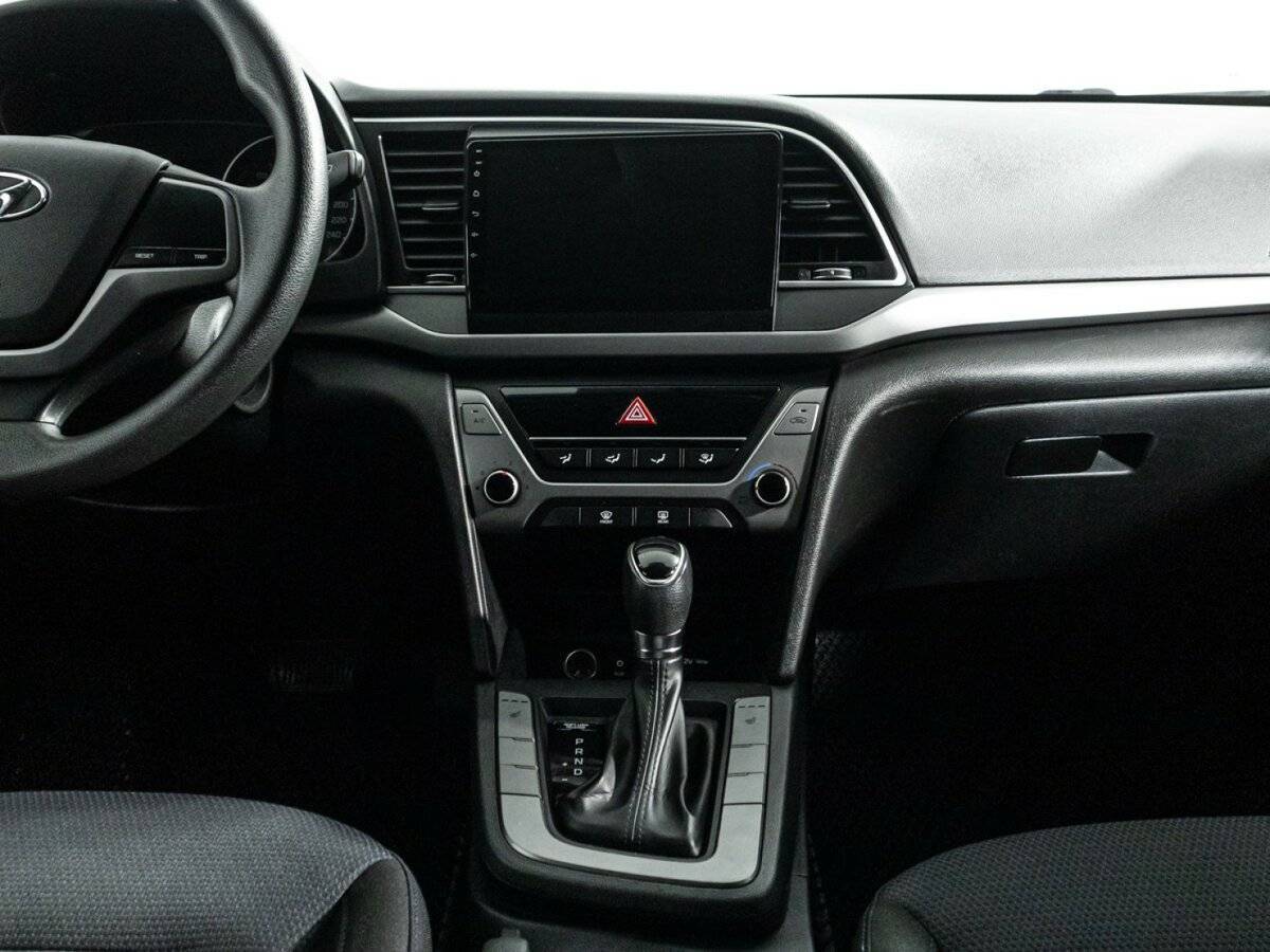 Hyundai Elantra 2016