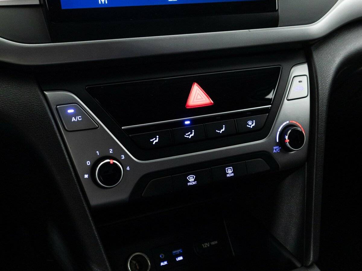 Hyundai Elantra 2016