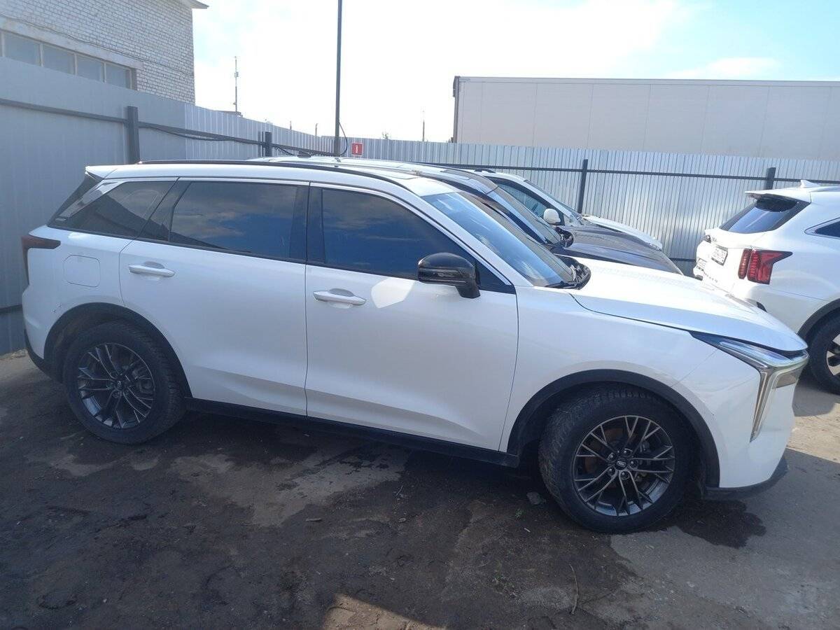 FAW Bestune T55