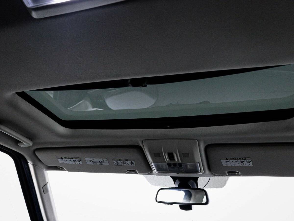 Land Rover Discovery 2012