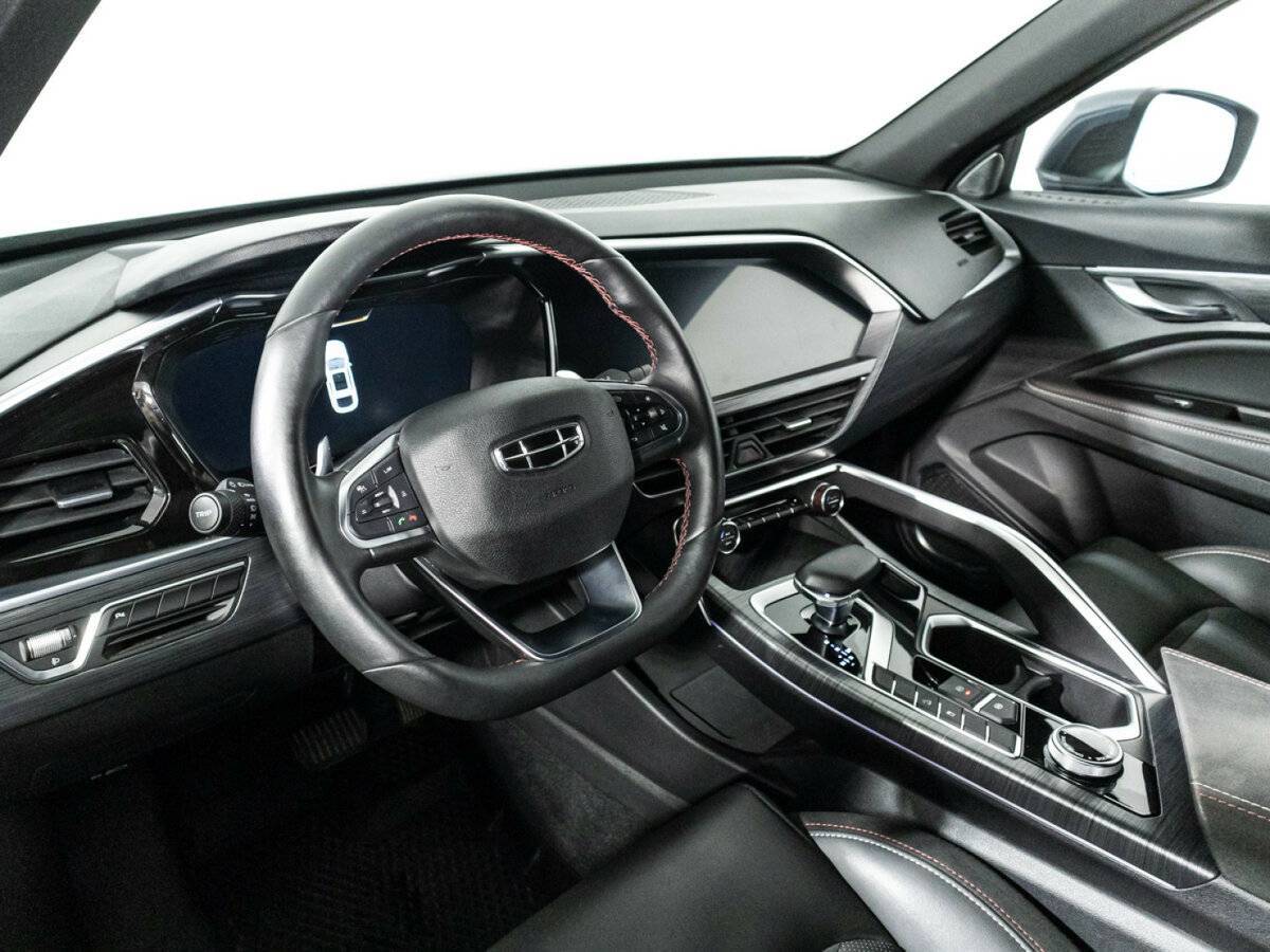 Geely Tugella 2022