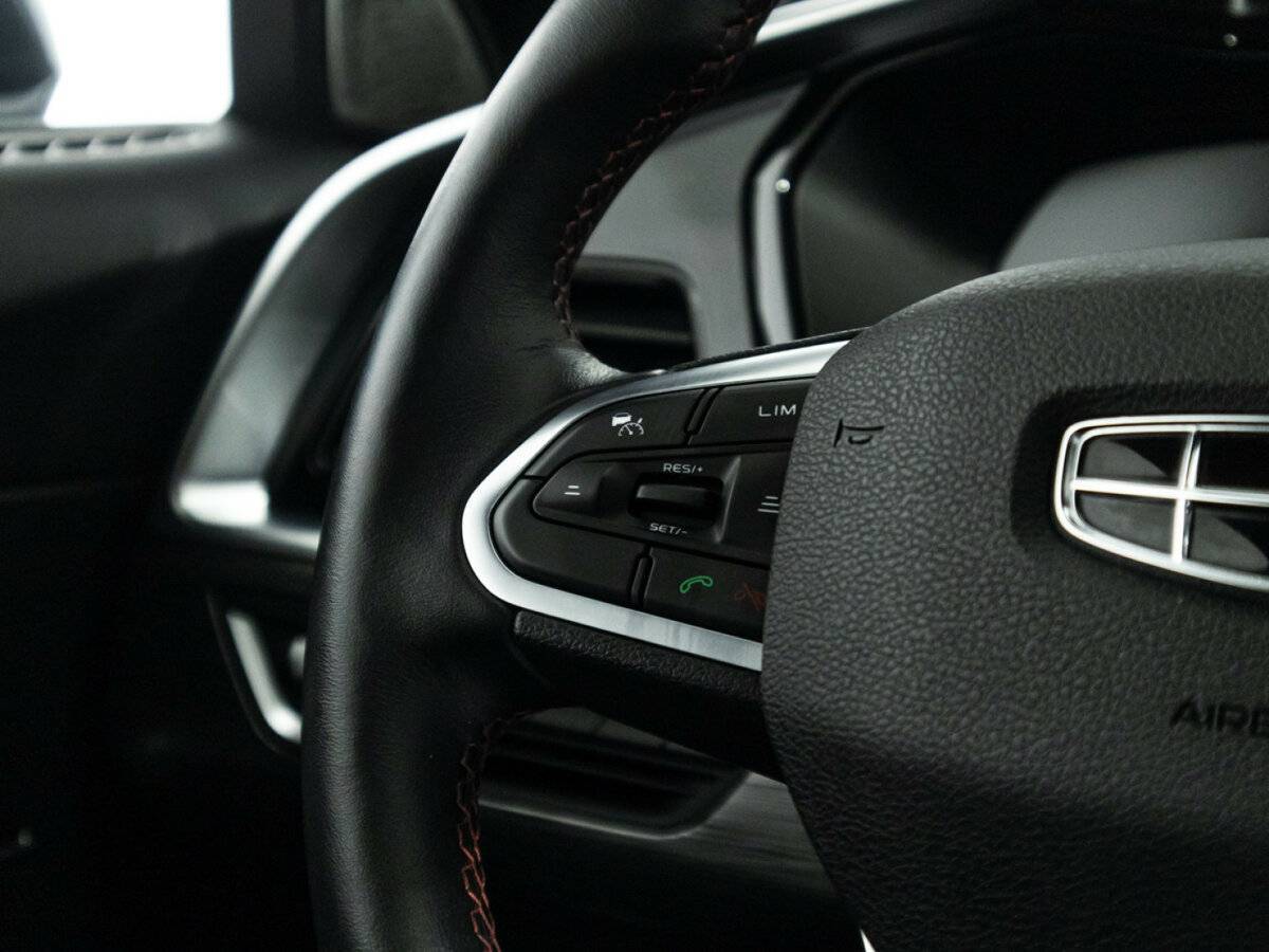Geely Tugella 2022