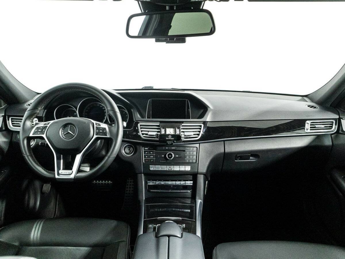 Mercedes-Benz E-Класс 2015