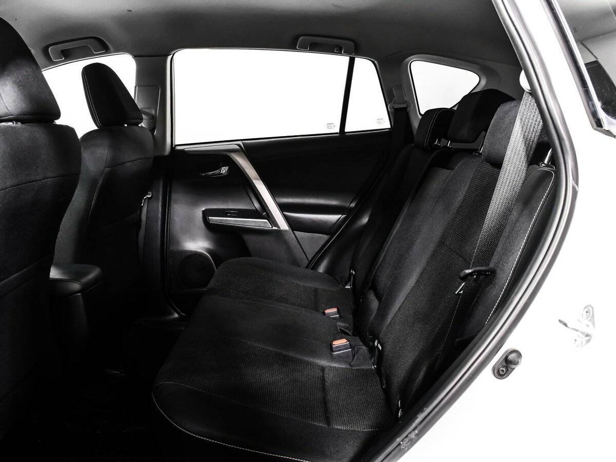 Toyota RAV4 2017