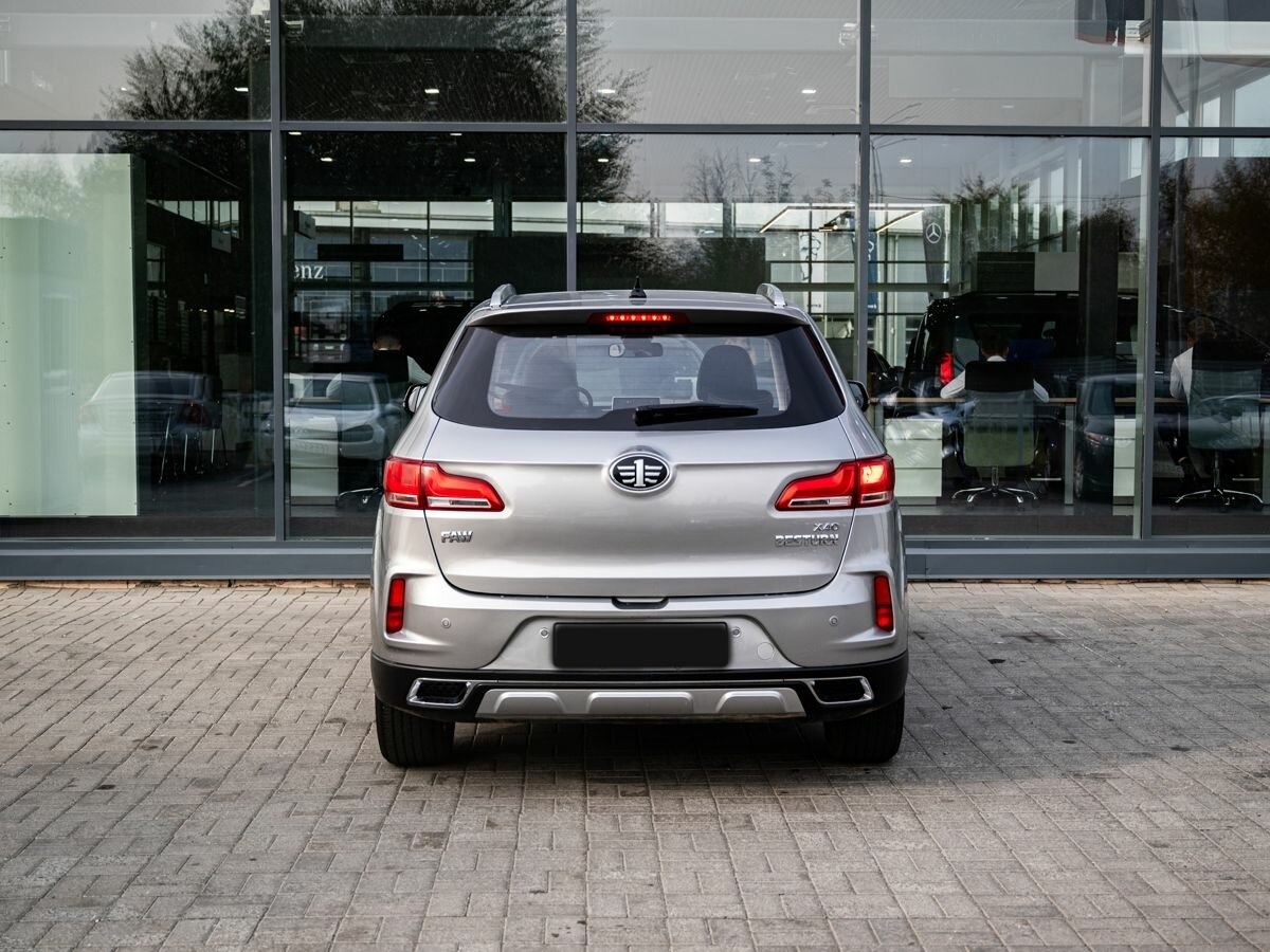 FAW Besturn X40
