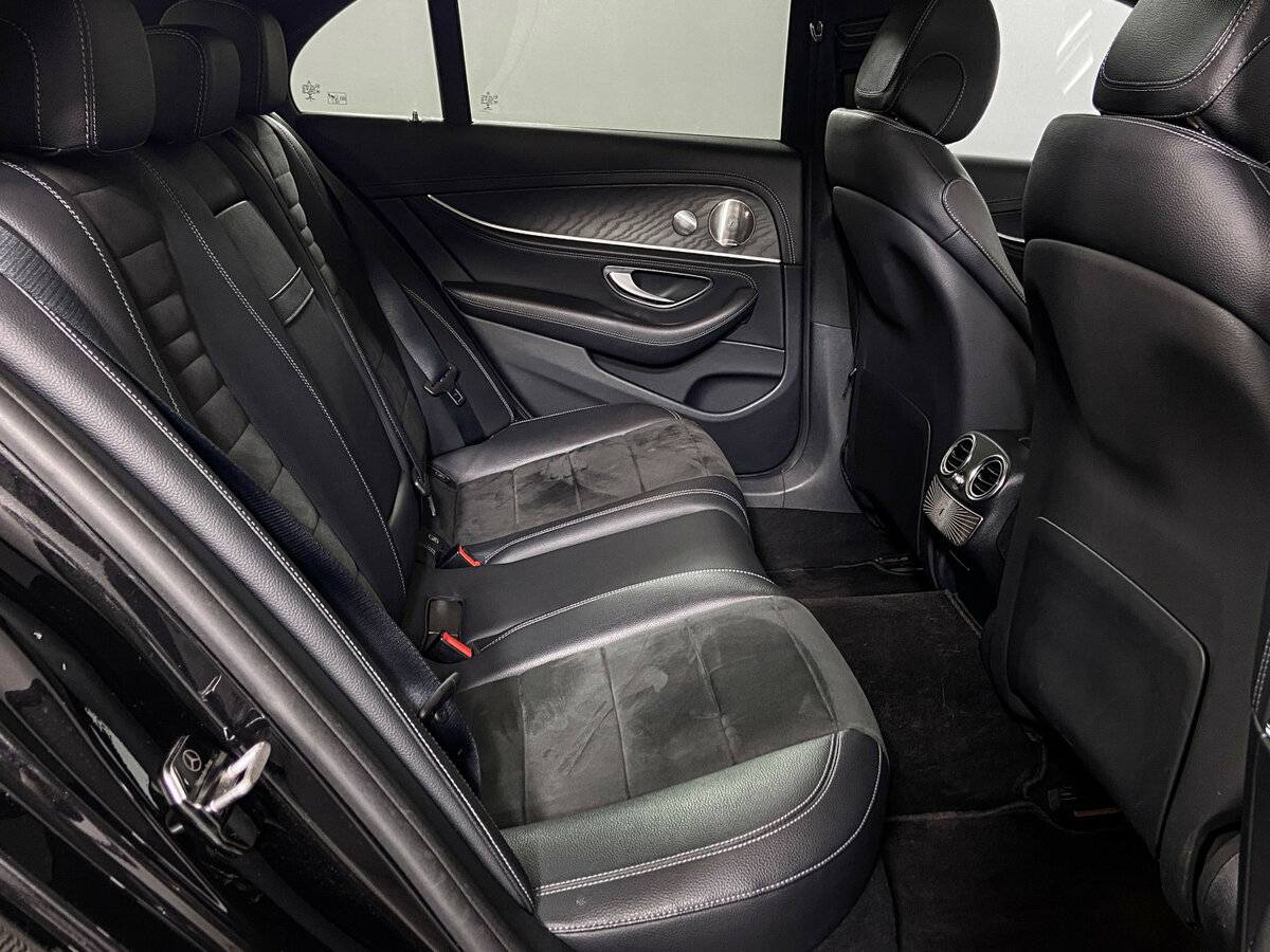Mercedes-Benz E-Класс 2021