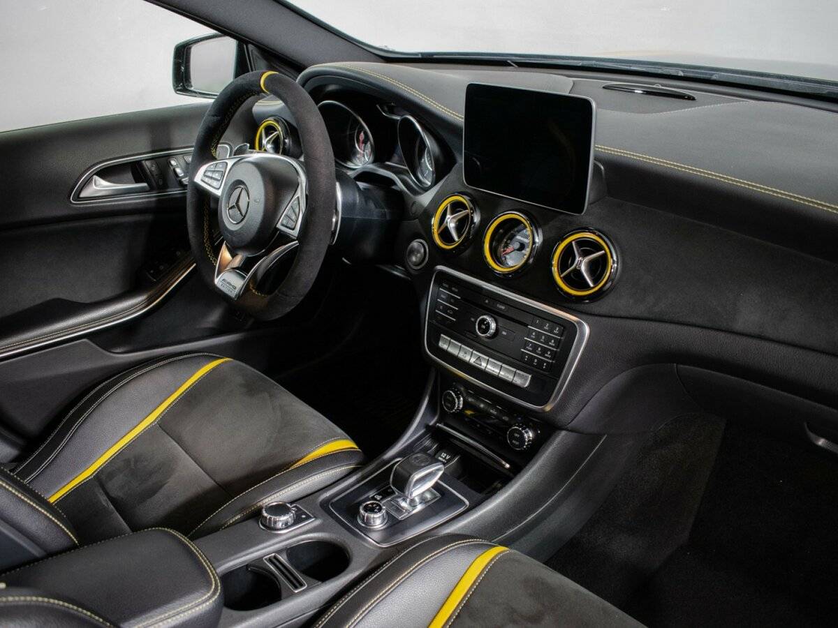 Mercedes-Benz GLA AMG