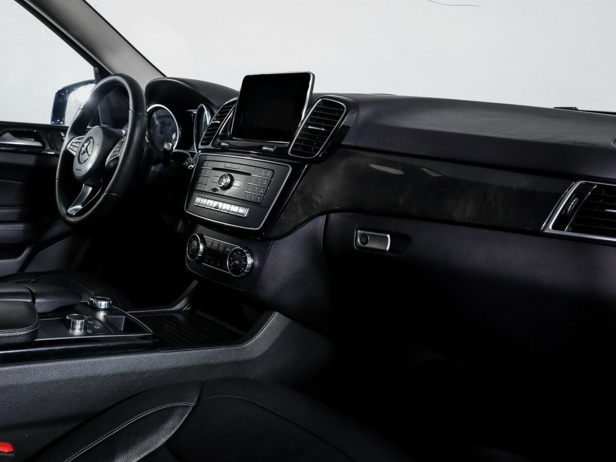 Mercedes-Benz GLE 2016