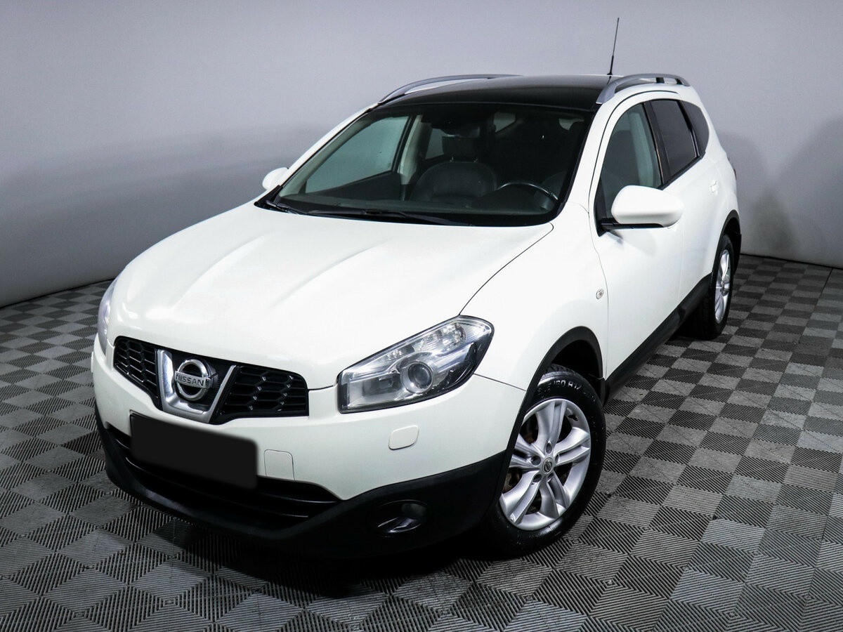 Nissan Qashqai+2 2010