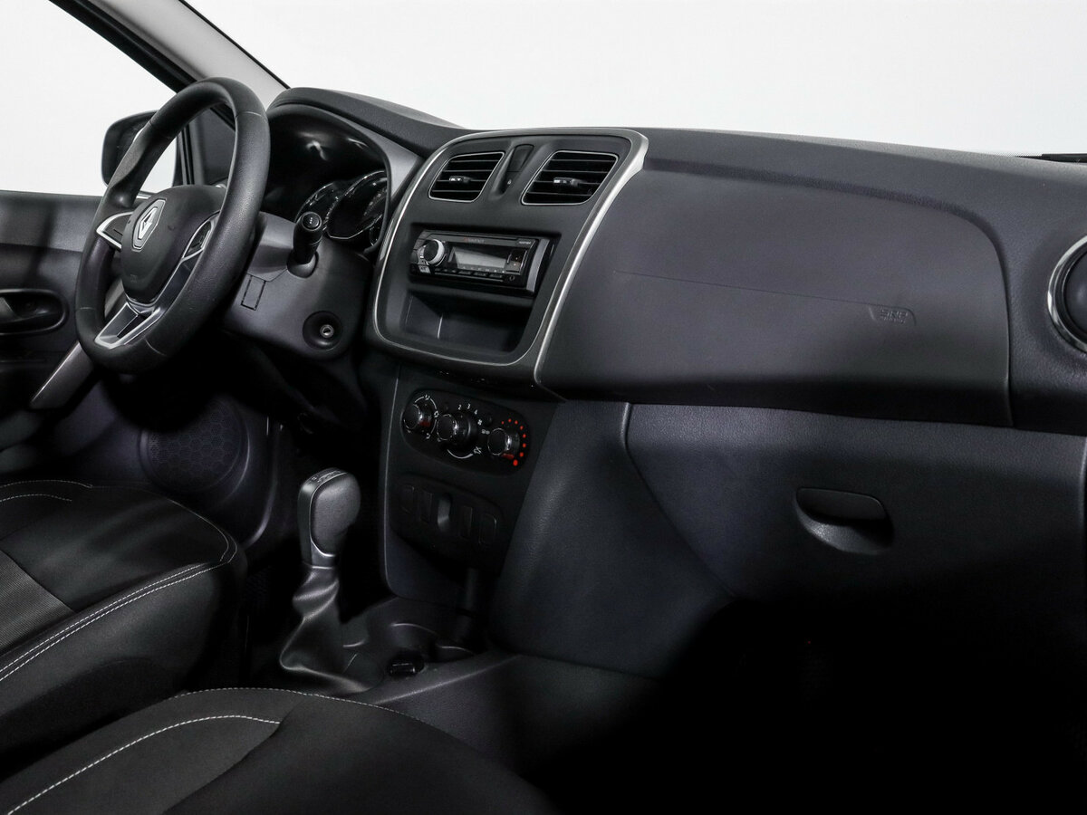 Renault Logan 2022
