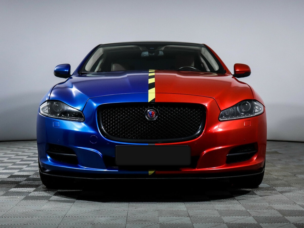 Jaguar XJ 2011