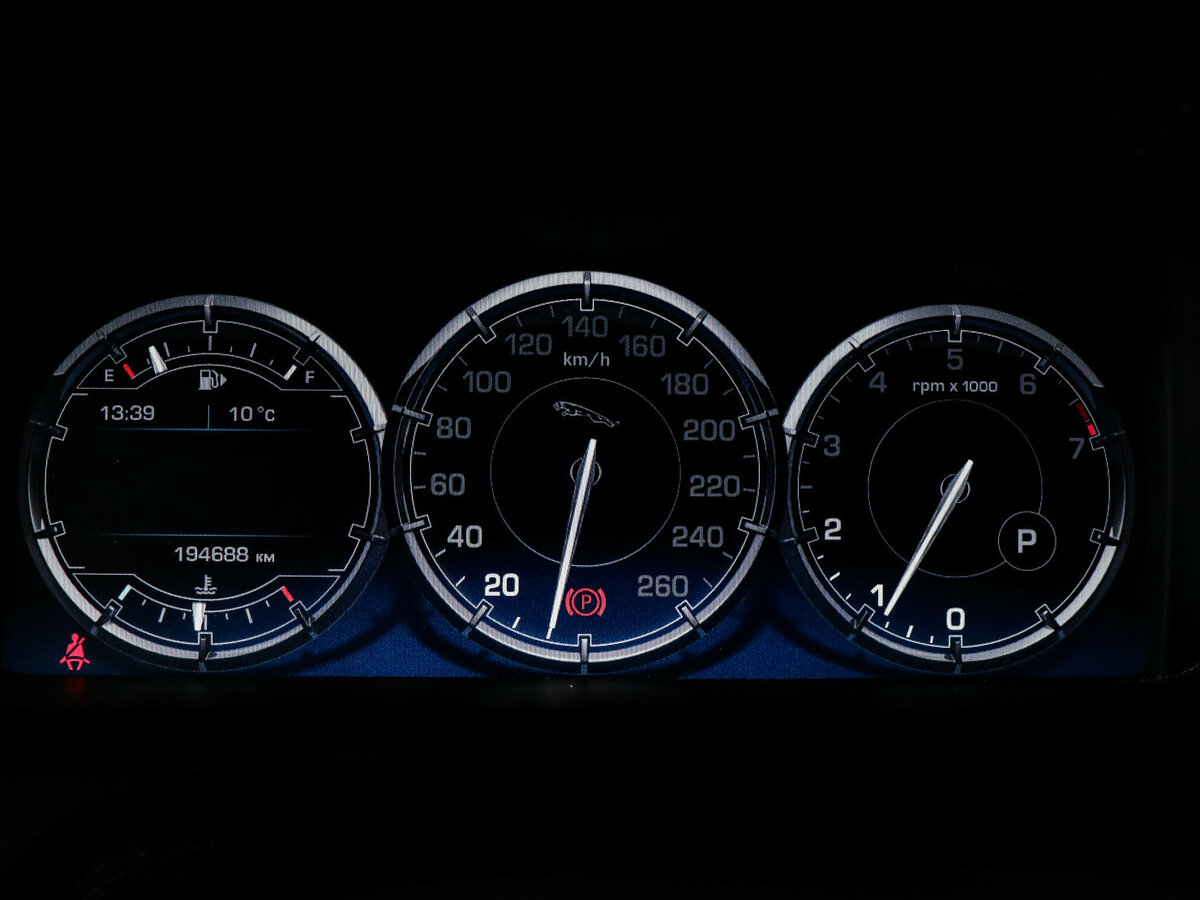 Jaguar XJ 2011