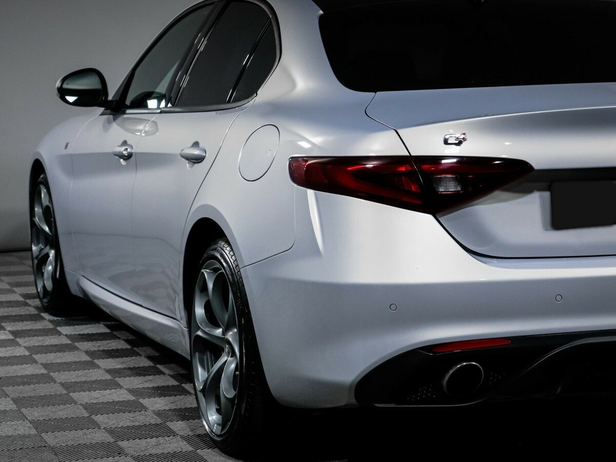 Alfa Romeo Giulia 2021