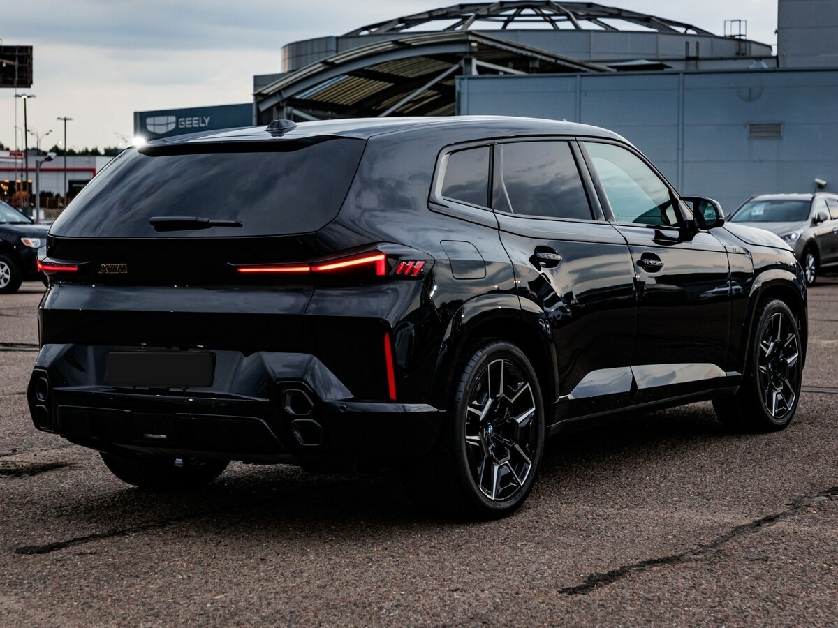 BMW XM