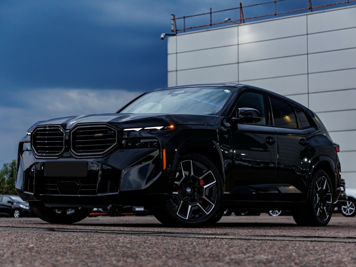BMW XM 2023