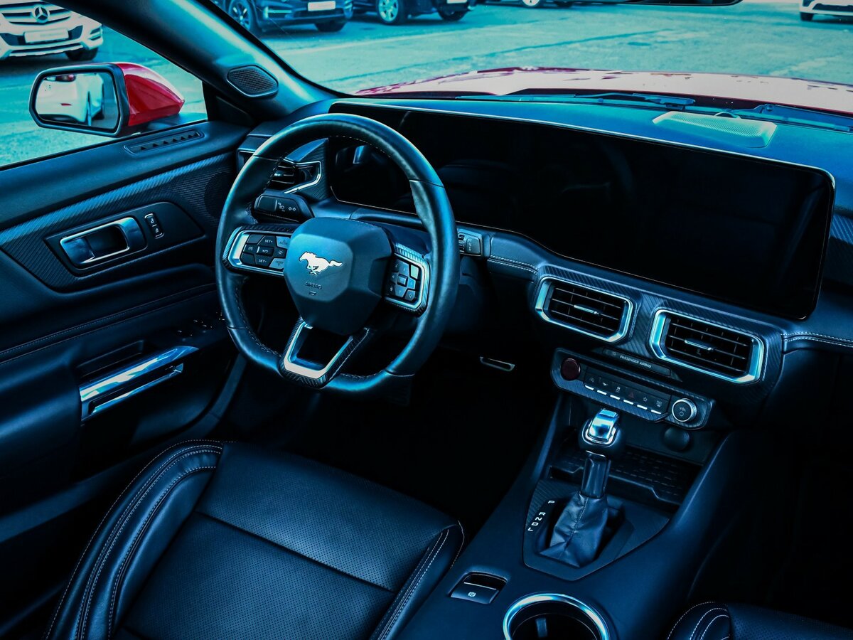 Ford Mustang 2024