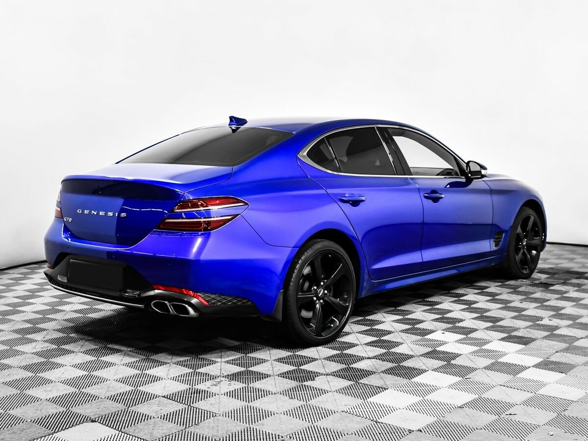 Genesis G70