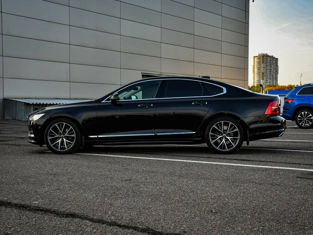 Volvo S90