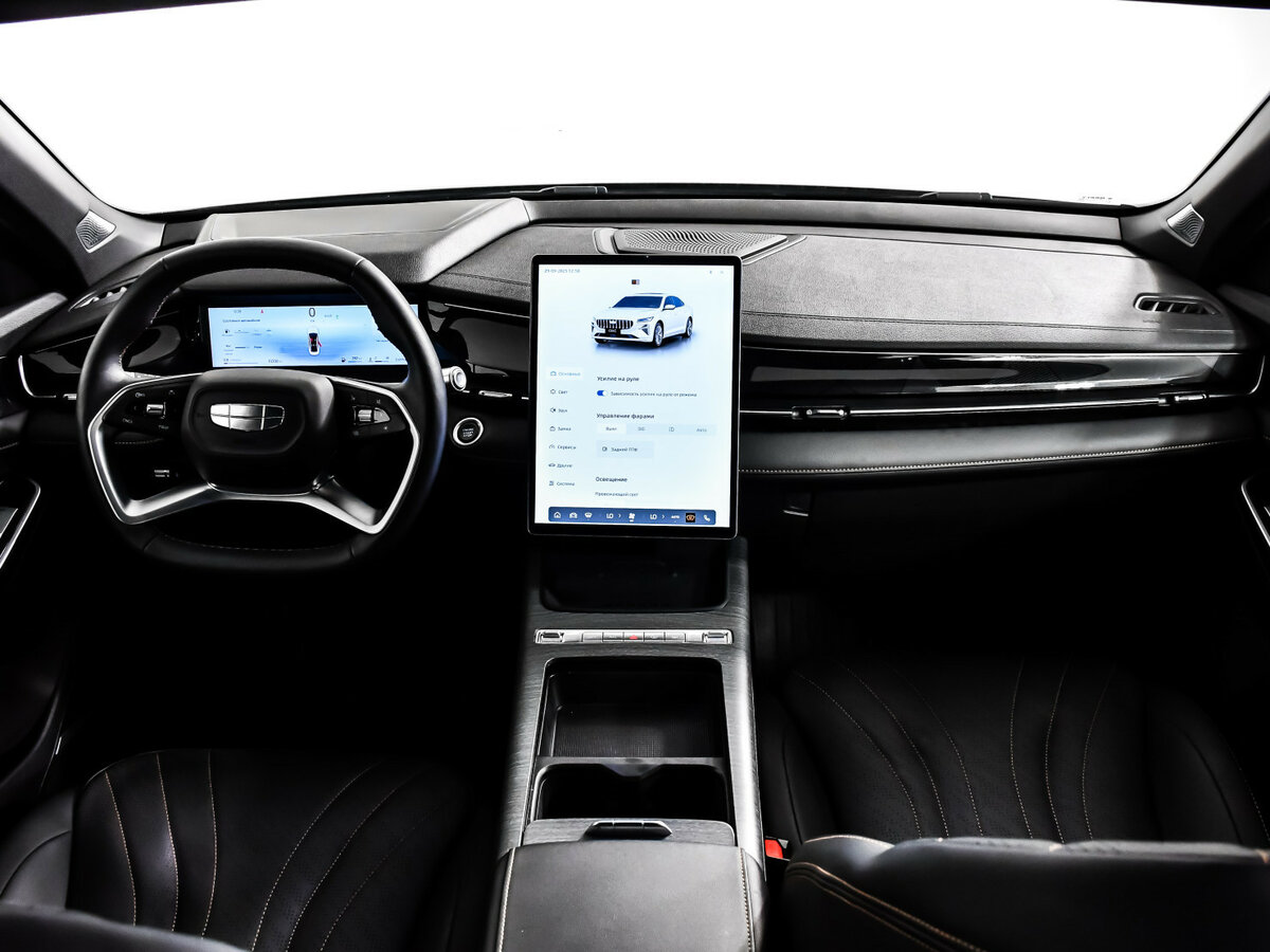 Geely Preface 2024