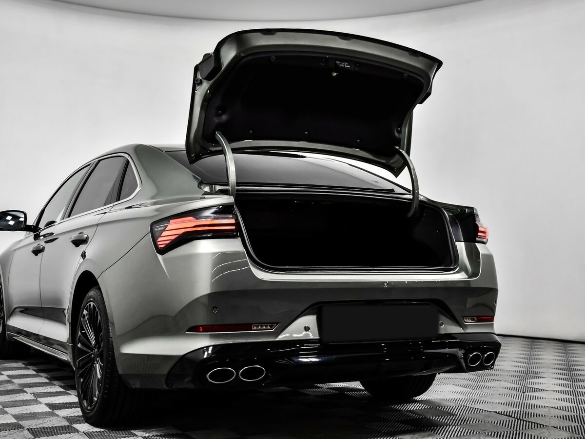 Geely Preface 2024