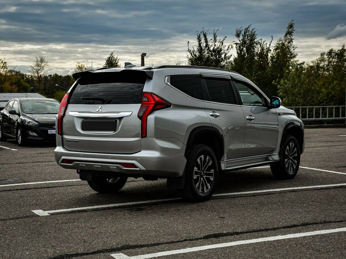 Mitsubishi Montero Sport