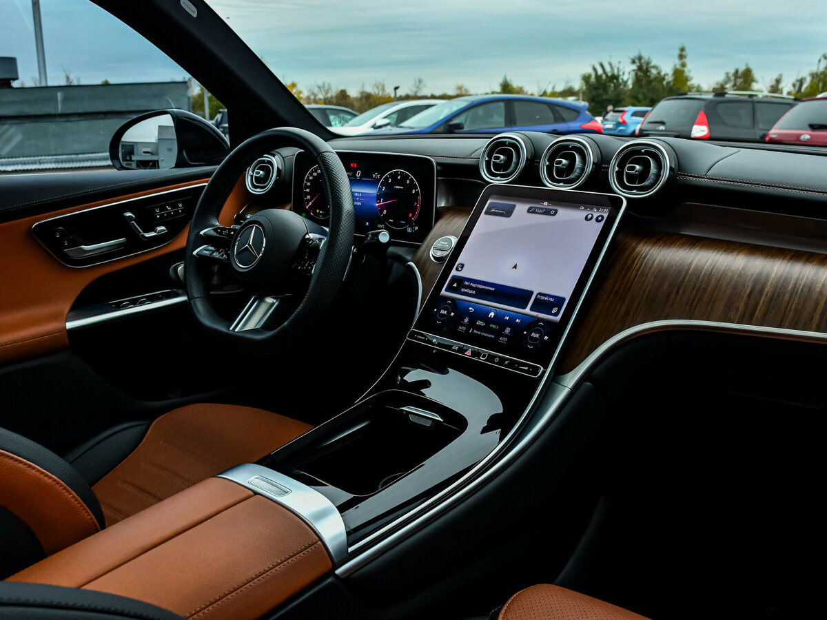 Mercedes-Benz GLC 2023
