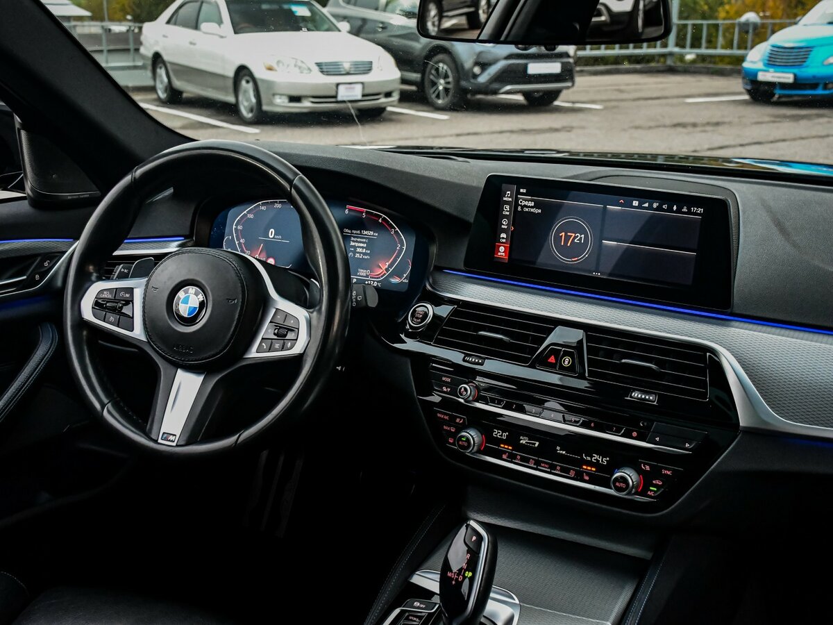 BMW 5 серии 2019