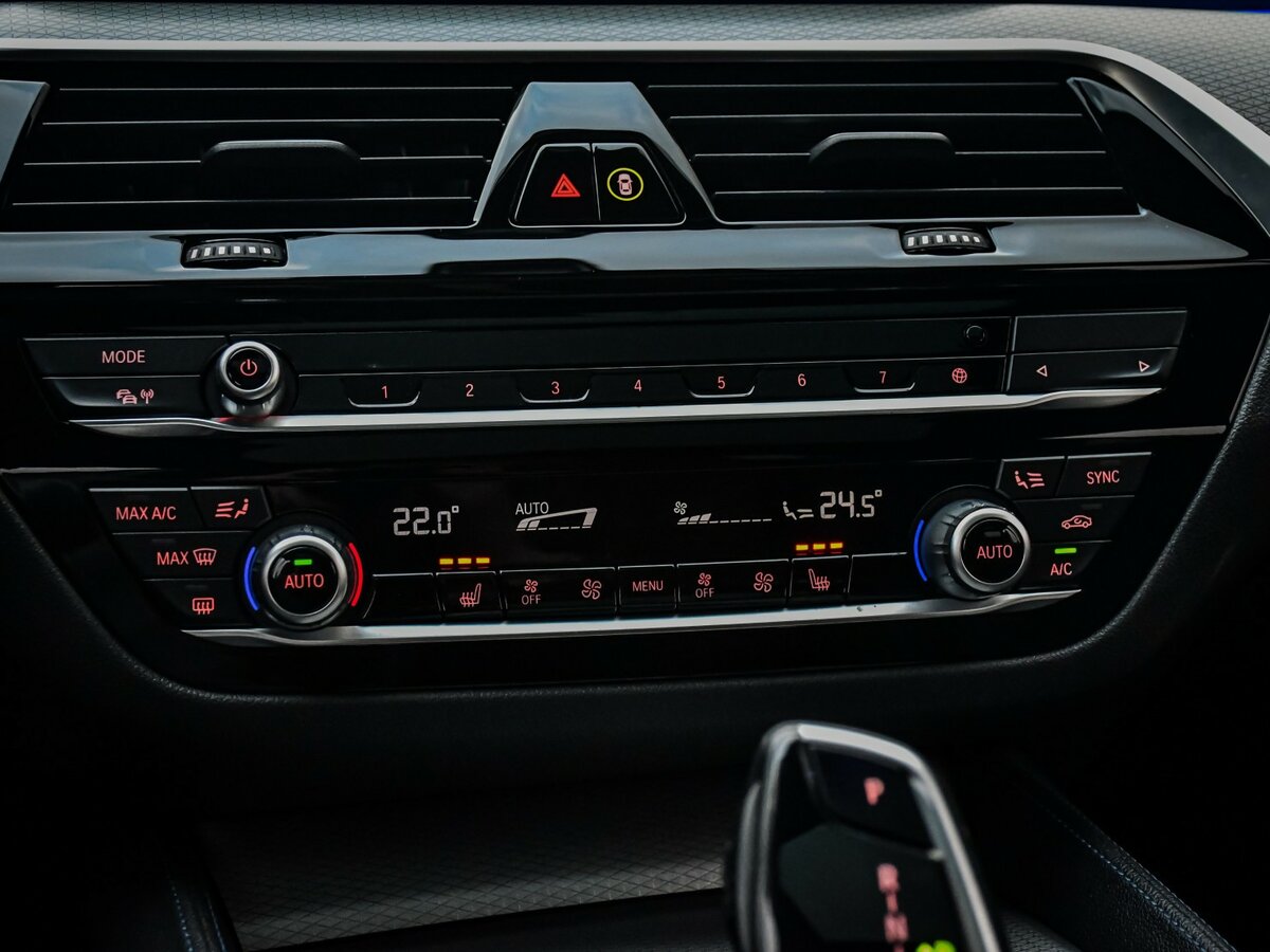 BMW 5 серии 2019