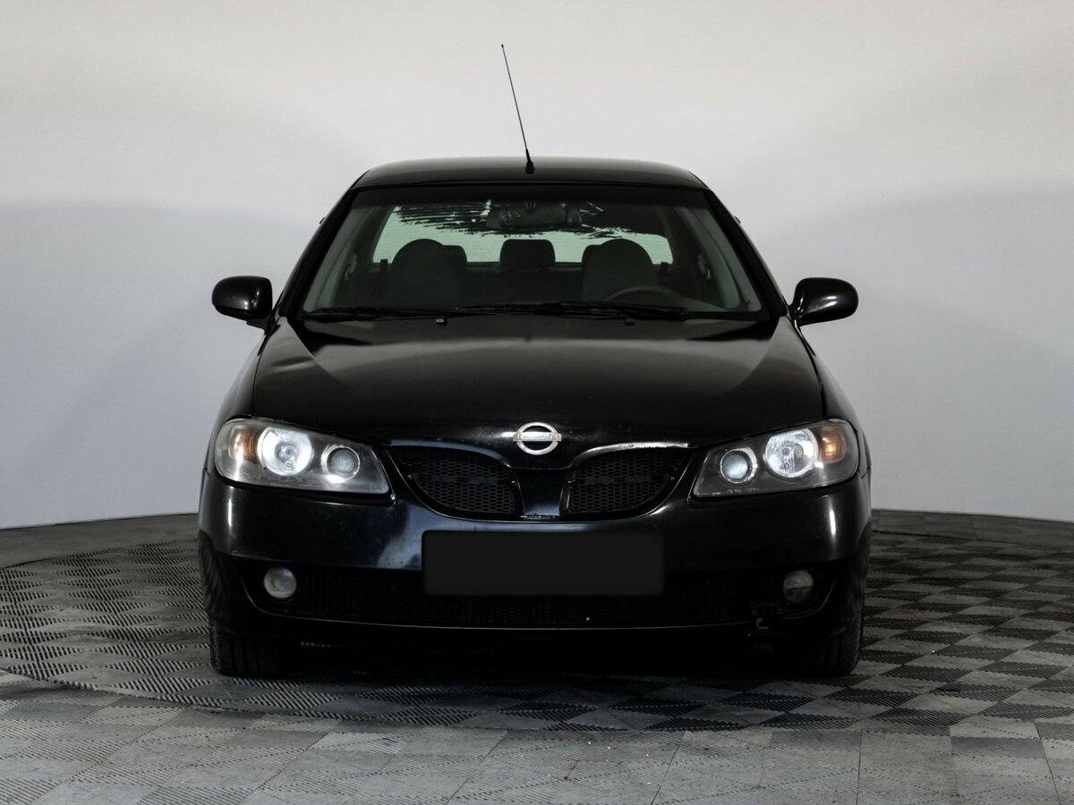 Nissan Almera