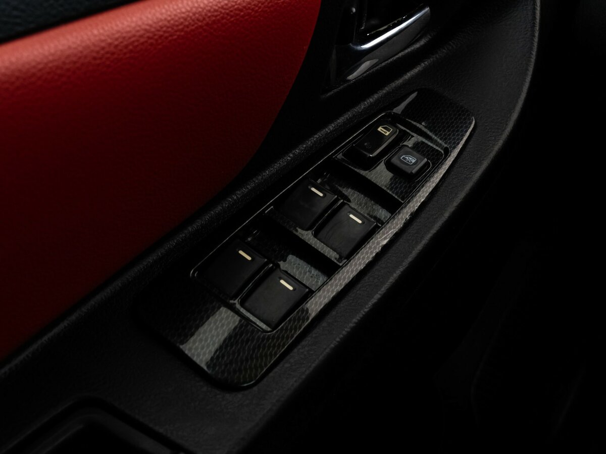 Geely MK Cross 2012