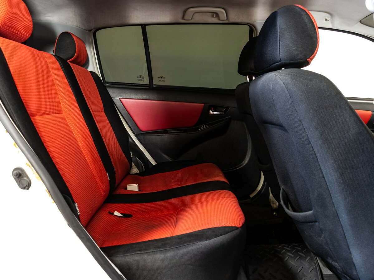 Geely MK Cross 2012