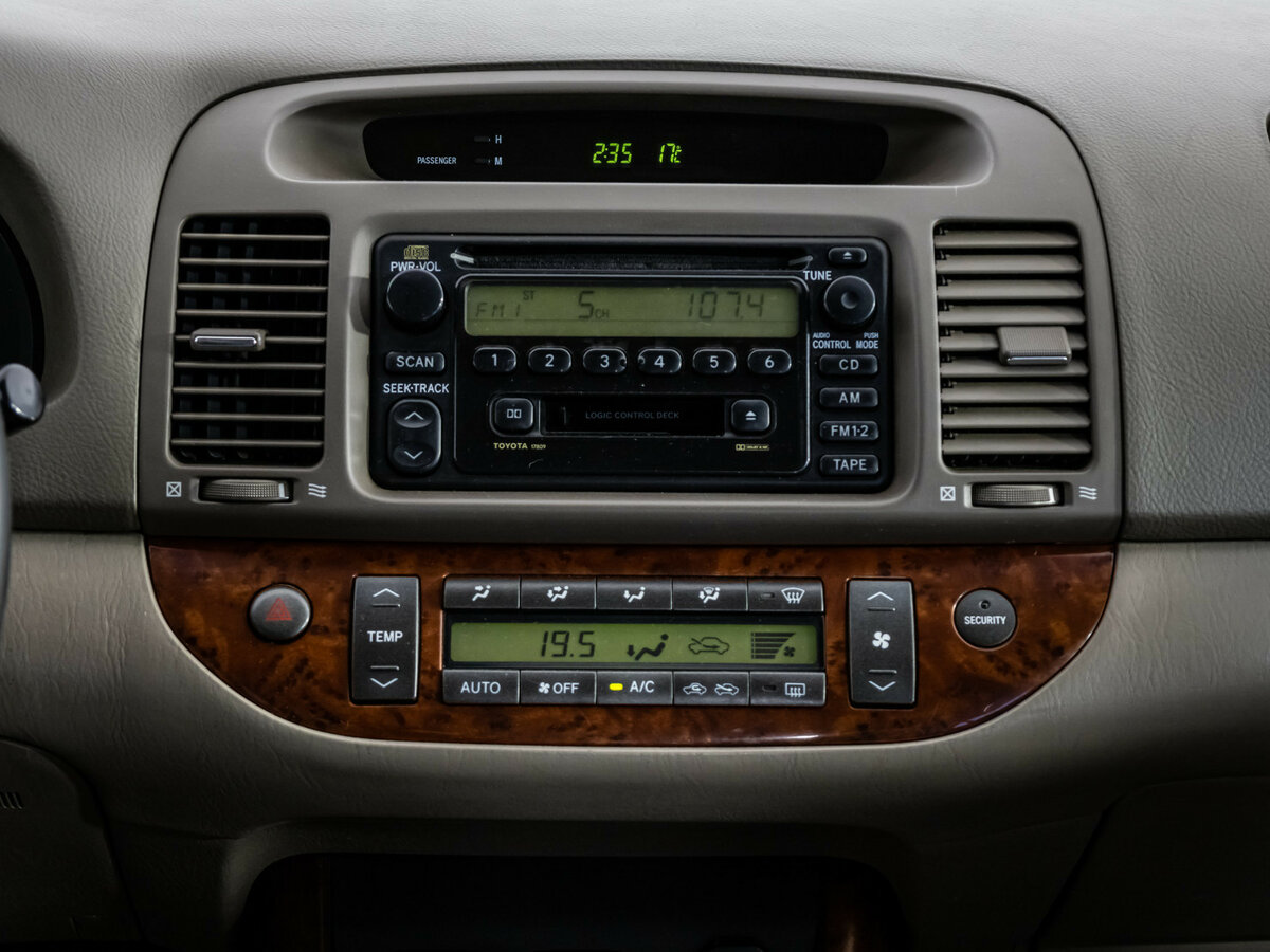 Toyota Camry 2003