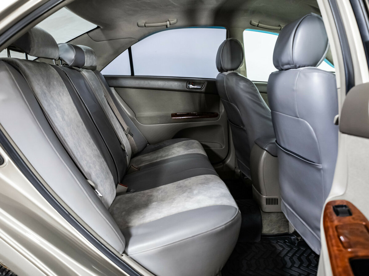 Toyota Camry 2003
