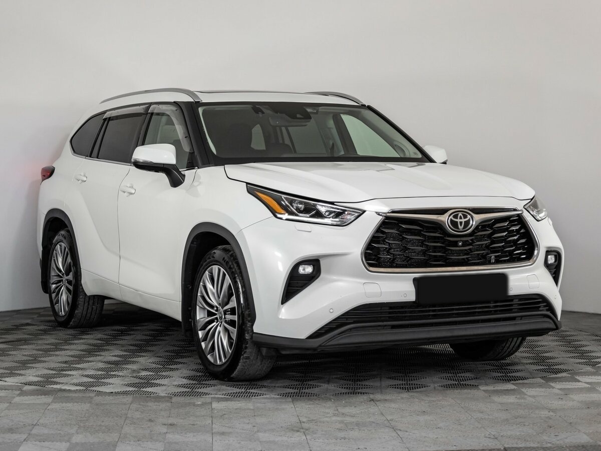 Toyota Highlander 2021