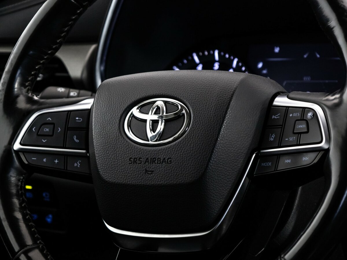 Toyota Highlander 2021