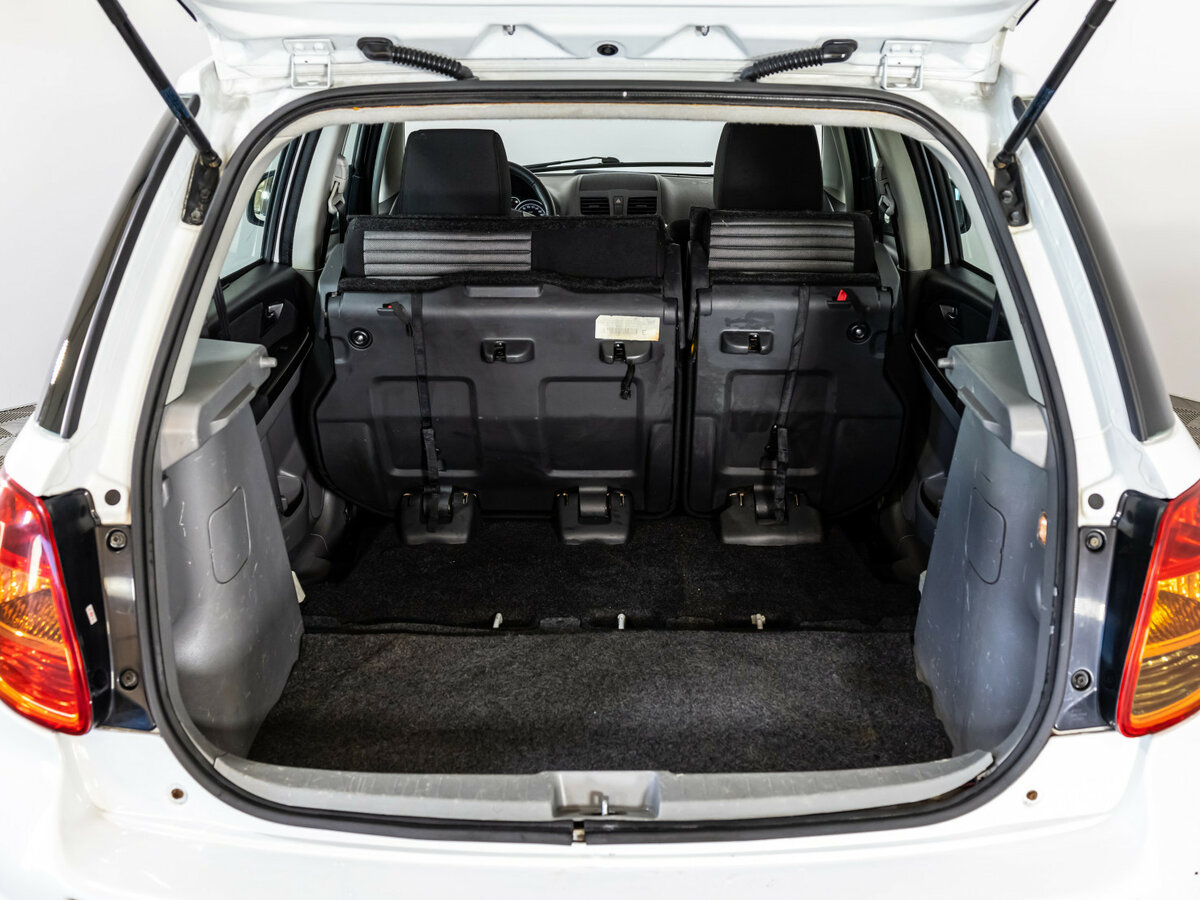 Suzuki SX4 2011