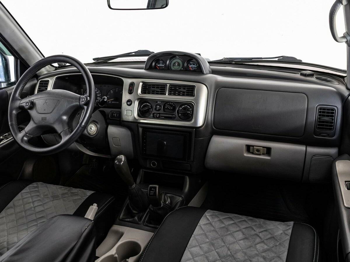 Mitsubishi Pajero Sport