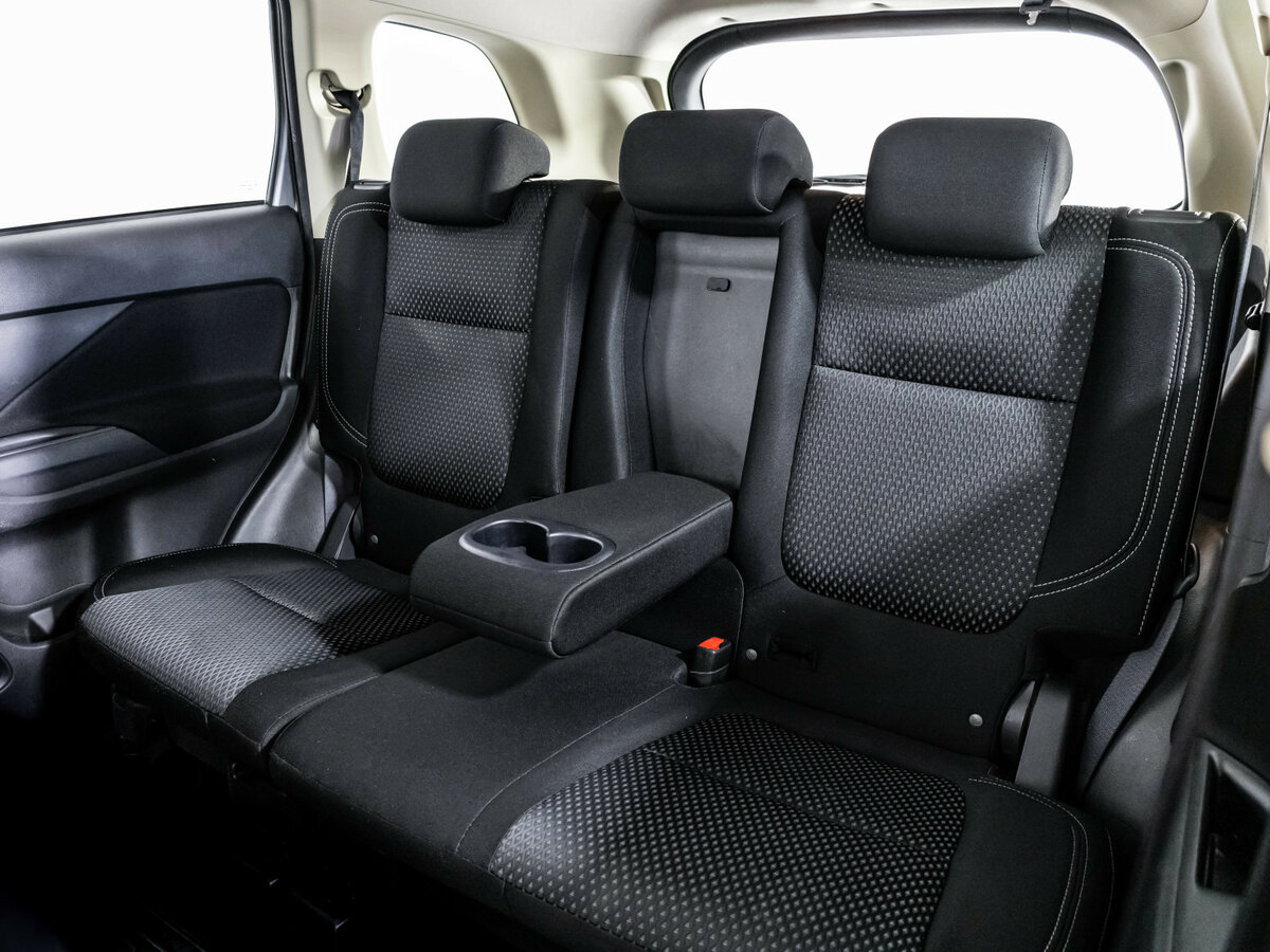 Mitsubishi Outlander 2019