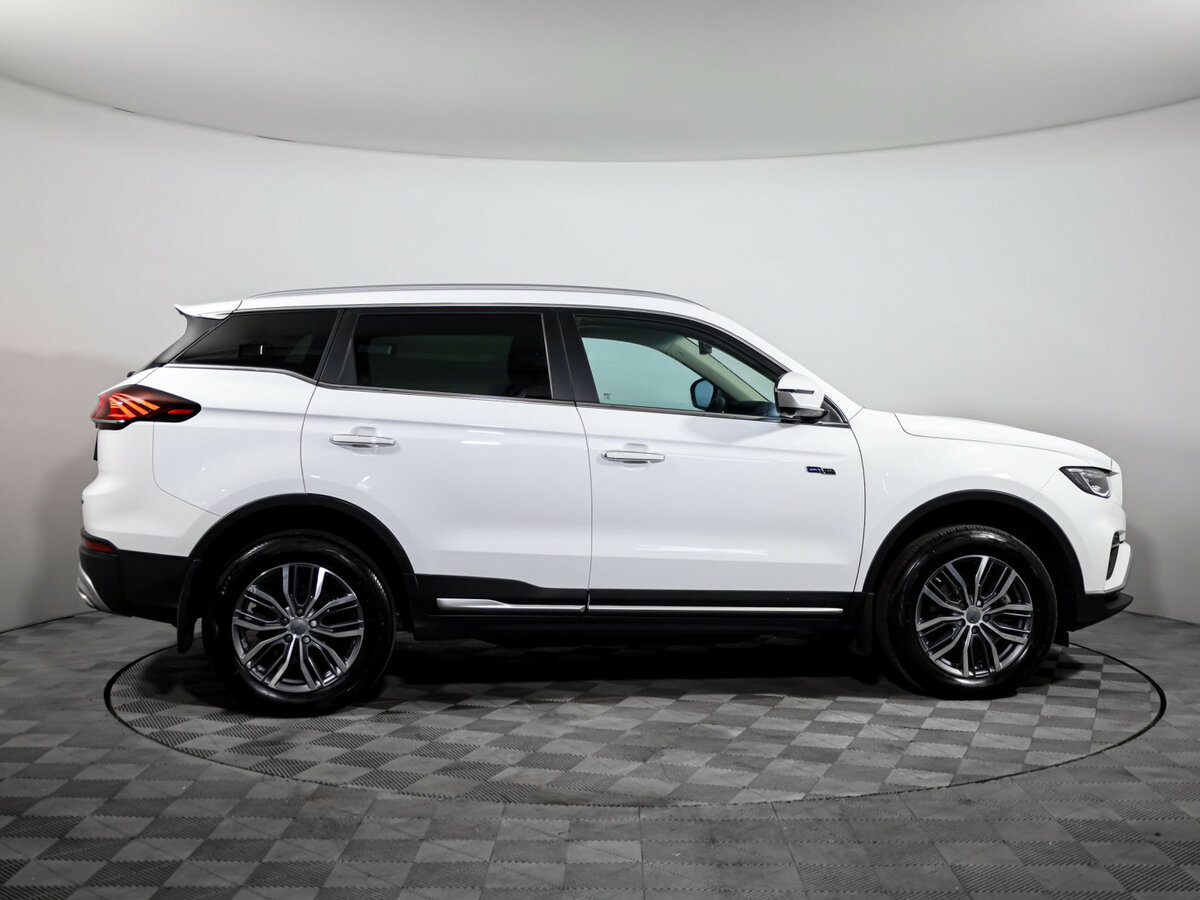 Geely Atlas Pro