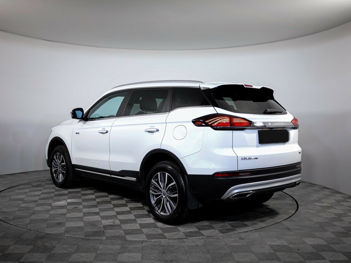 Geely Atlas Pro