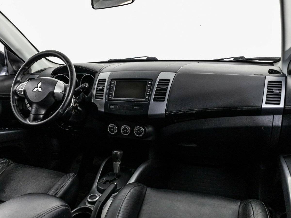 Mitsubishi Outlander 2010