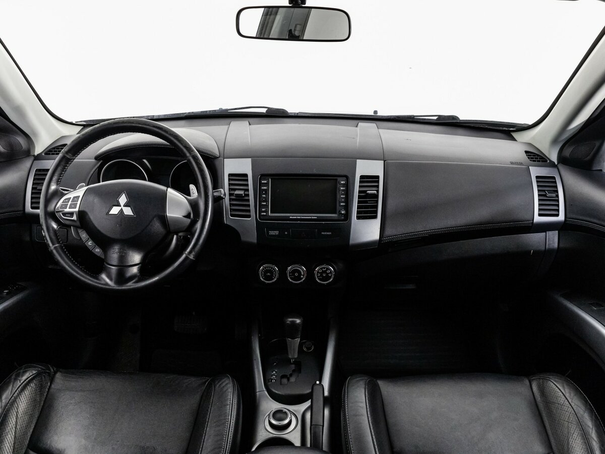 Mitsubishi Outlander 2010