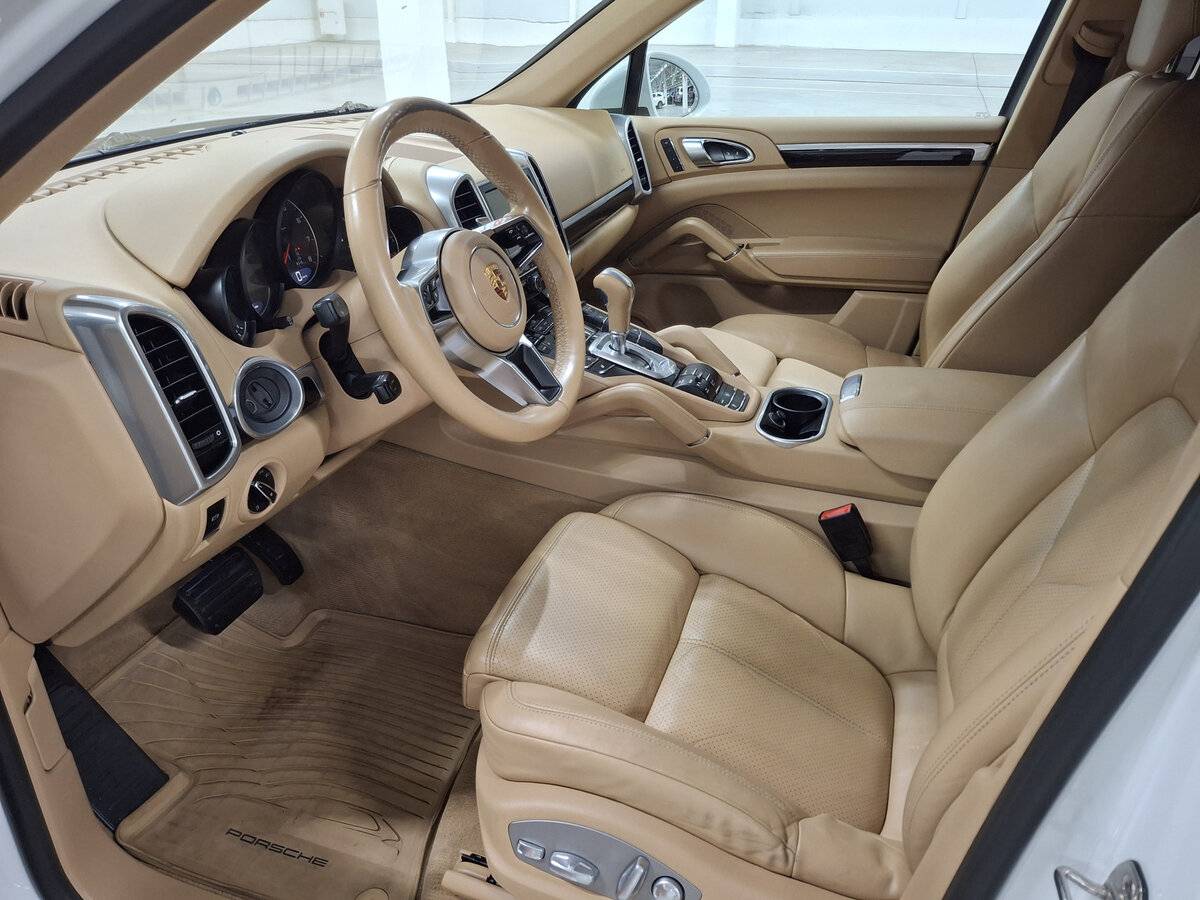 Porsche Cayenne 2015