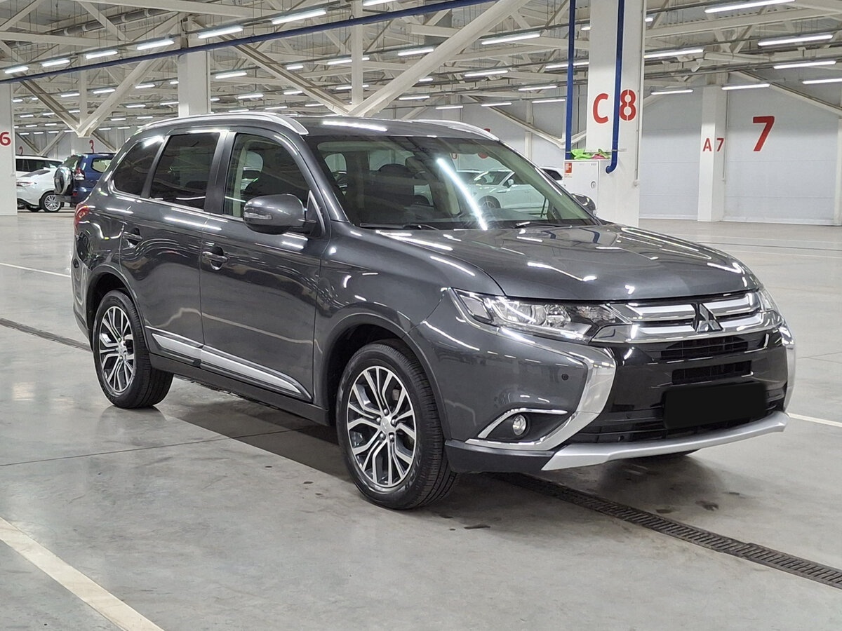 Mitsubishi Outlander 2016