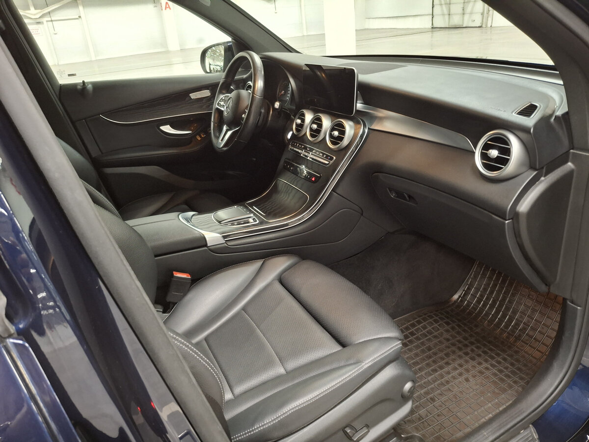 Mercedes-Benz GLC 2021