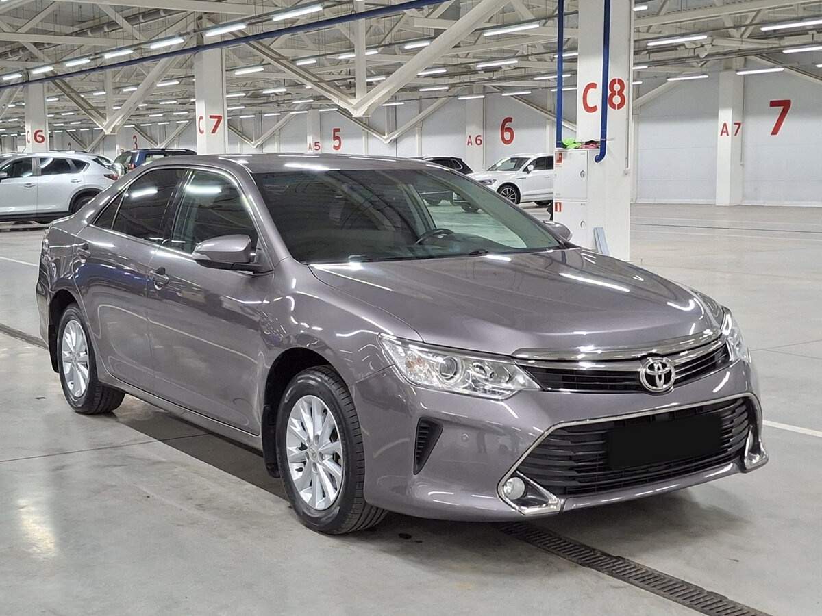 Toyota Camry 2016
