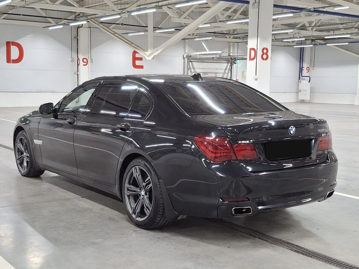 BMW 7 серии 2012